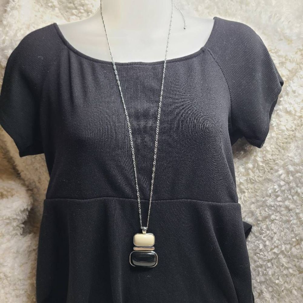 Lia Sophia Long Large Pendant Necklace NWT